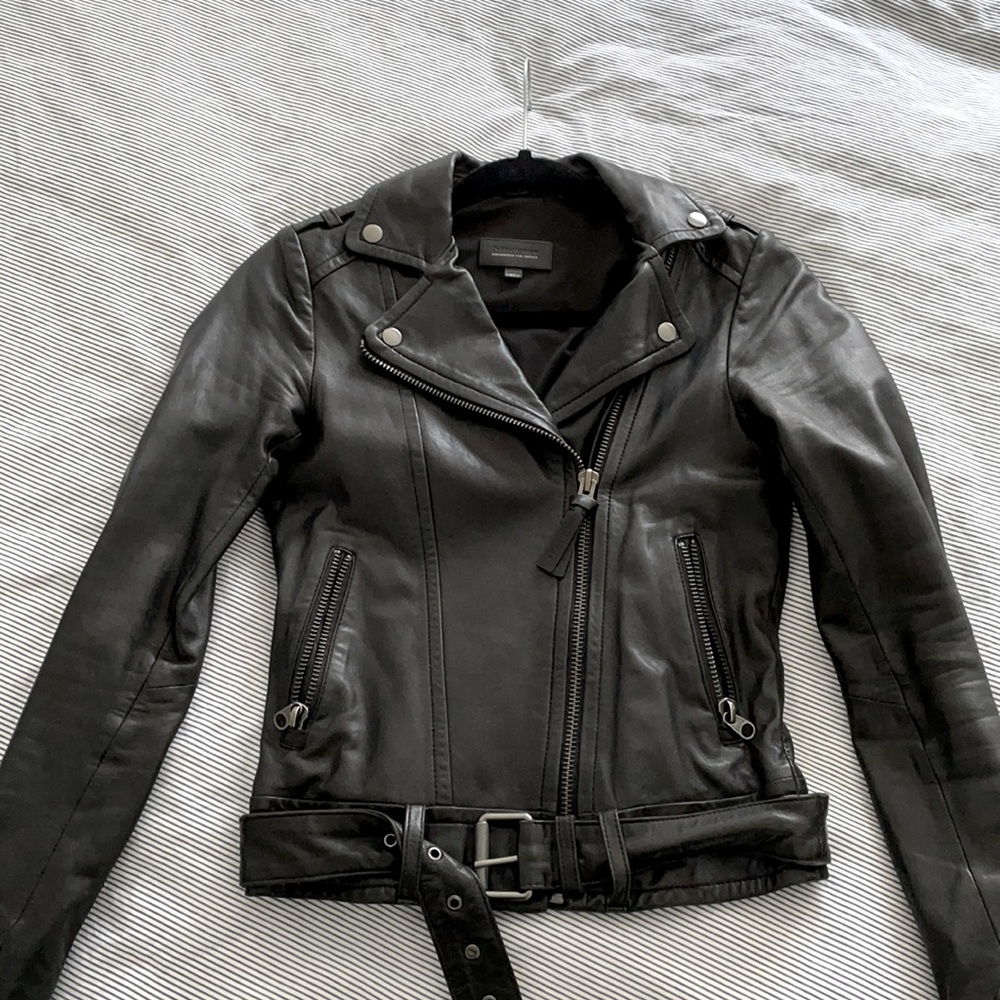 Aritzia Mackage Florica leather jacket XXS
